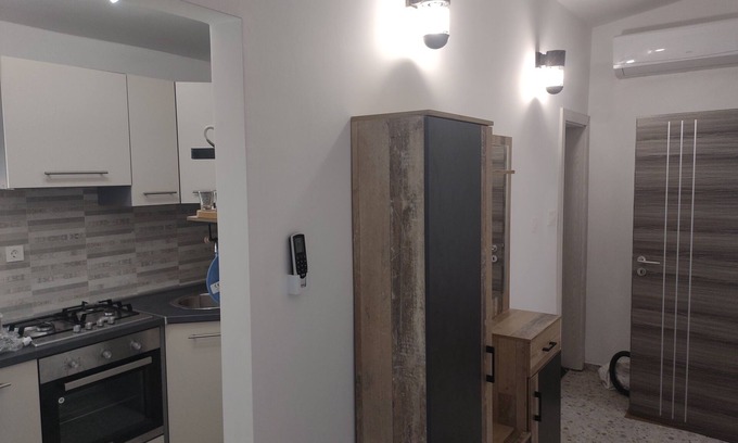 Lukovo Apartment | Wake up to the sound of the waves: Apartment a step away from the beach!