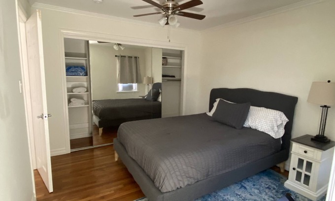 Crown Point Cottage | Walk to Beach, Parking Laundry AC & Patio, Classic & Comfortable Beach Cottage