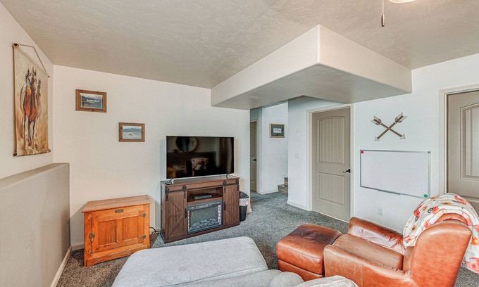 Cody House | Walk to Downtown: Family-Friendly Cody Home!