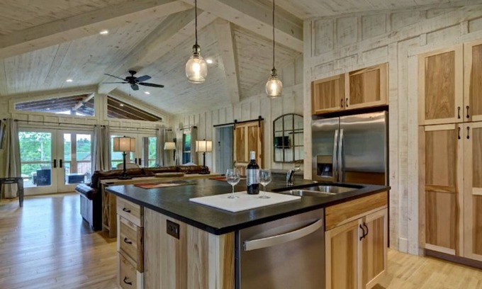 Cashiers Cottage | Walk to Everything from this Newly Renovated 2BR Cottage in Cashiers NC