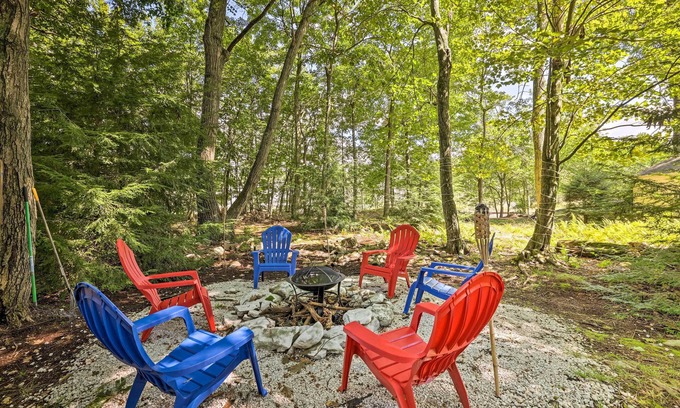 Pocono Summit Cabin | Walk to Lake: Game Room Getaway in Pocono Summit!