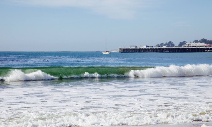 Seabright House | Walk to Seabright Beach, Boardwalk, Harbor from your Cozy Beach Retreat!