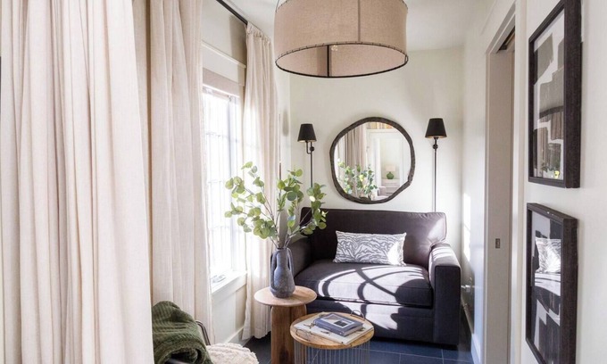 Williamstown House | Walk to Williams * Steam Sauna * Ritz-Carlton Bed