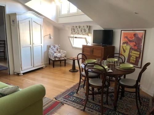 Salario Apartment | Walking distance from Via Veneto