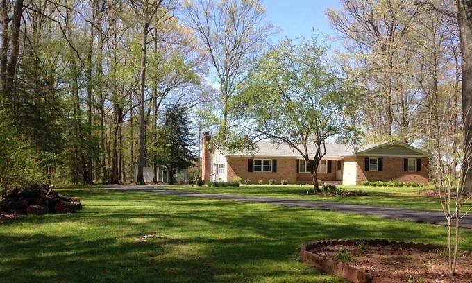 Little Creek House | Walking Distance To Firefly And Nascar Monster Mile At Dover Downs Speedway