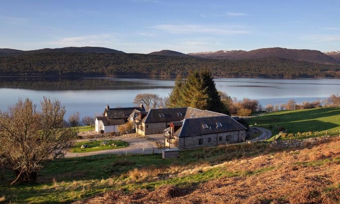 Loch Tay House | Wallace