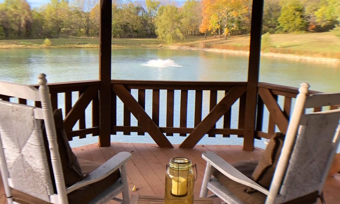 Lone Jack Bed & Breakfast | Walnut Waters Bed & Breakfast