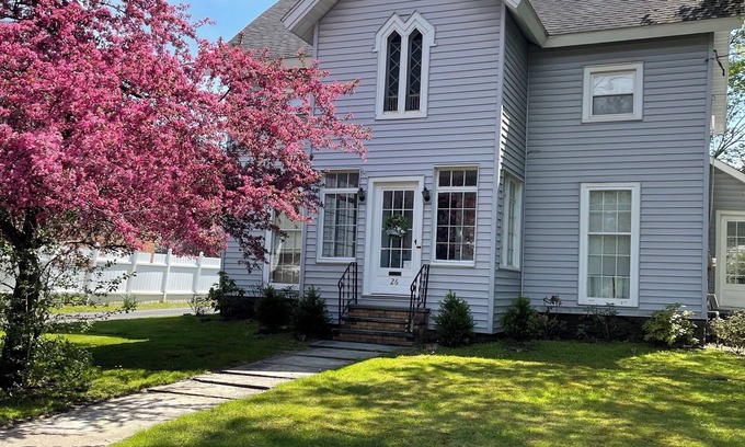 Walton House | Walton Vintage House