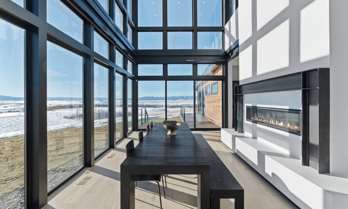 Tetonia House | Wander Teton Valley sleeps 10, w/Workstations/Hot tub & gym, 5 Bedrooms