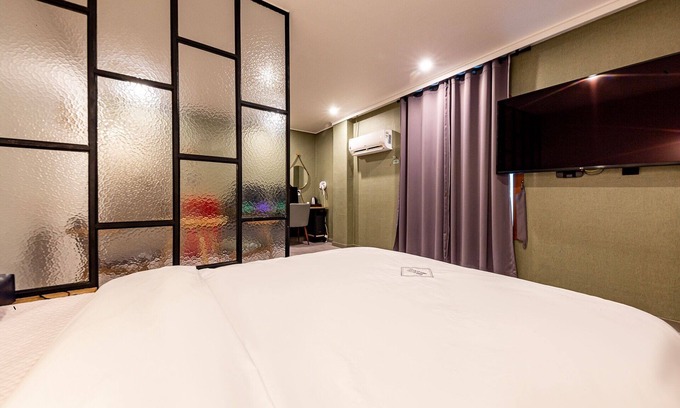 Wando Hotel | Wando Zeus