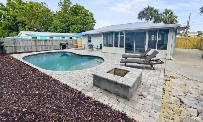 Laguna Beach Estates House | "Wanna Go Back" | Private Pool | Steps to the Beach