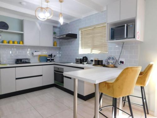 Pretoria Apartment | Wapadrand Modern Self-catering Apartment