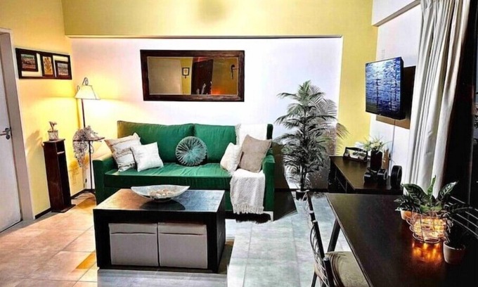 Villa Crespo Apartment | Warm studio apartment in Palermo Soho