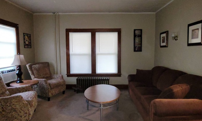 Negaunee Apartment | Warm & welcoming 1 bedroom apartment with patio