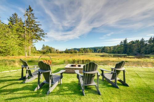 Port Ludlow House | Washington Gem on 8 5 Acres Clamming Nearby!
