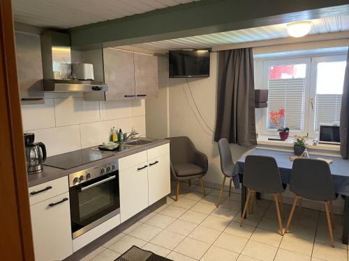 Stall Apartment | Wasserfall