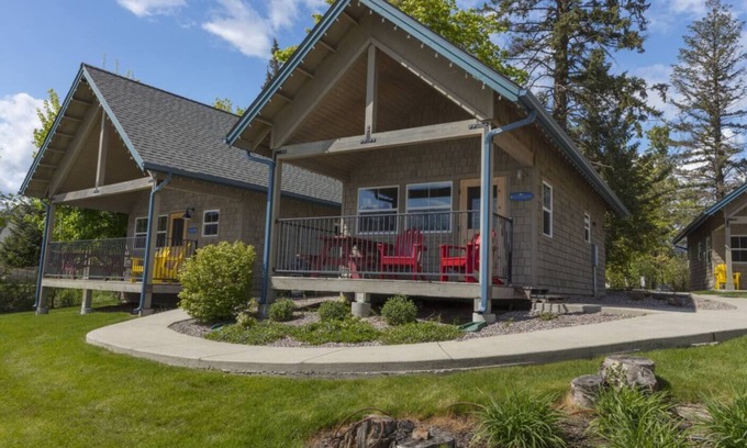 Dover Bay House | Watch golden sunsets and unwind in style at this romantic lakefront bungalow on Lake Pend Oreille