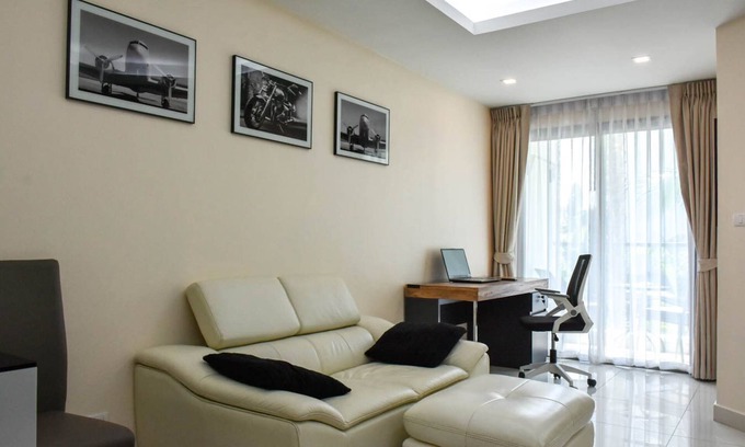 Jomtien Condo | Water Park Premium Pool View Super Wi-fi 5G ★