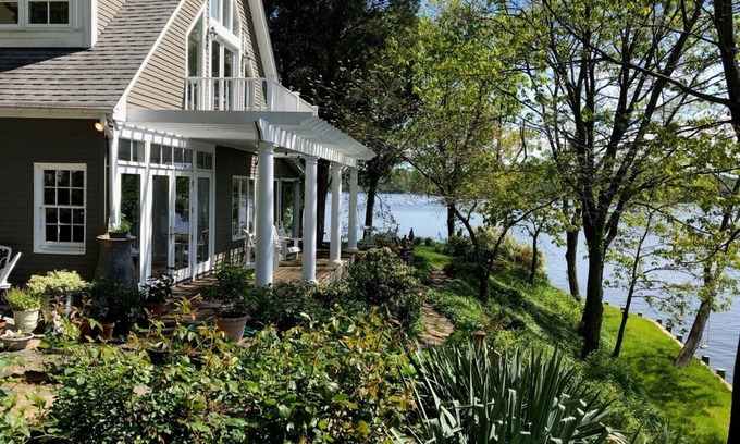 Epping Forest House | Water view from every window - Located at the point where the deep water of Saltworks Creek meets the Severn River.