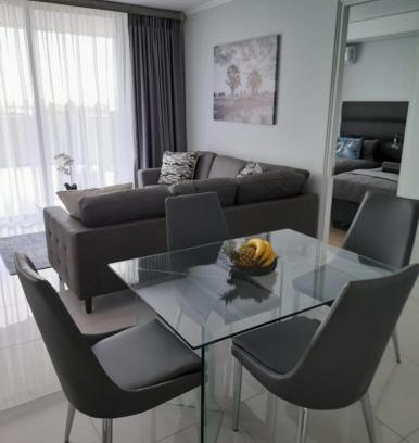 Greater Johannesburg Metropolitan Area Apartment | Waterfall Luxury Apartment