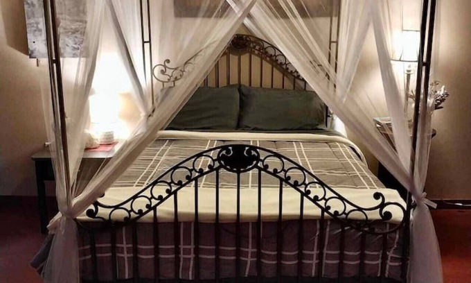 St. Joseph Cabin | Waterfront 2 bed Cabin Suite w/Fire-pit and patio!