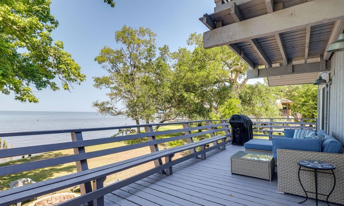 Alabama Gulf Coast Cottage | Waterfront Alabama Vacation Rental w/ Deck