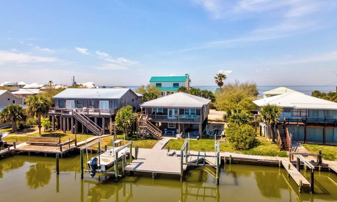 Royal Lagoons House | Waterfront, Boat Slip, Fish Camp - Sunny Side Up II