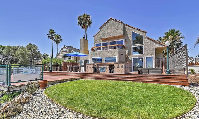 Discovery Bay House | Waterfront Discovery Bay Home: Outdoor Bar & Dock
