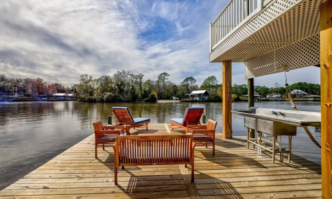 Fairhope House | Waterfront, Dock, Boat House, Lift, Sleeps 10, Lux