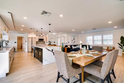 Biggar House | Waterfront Fort Myers Home Private Pool and Dock