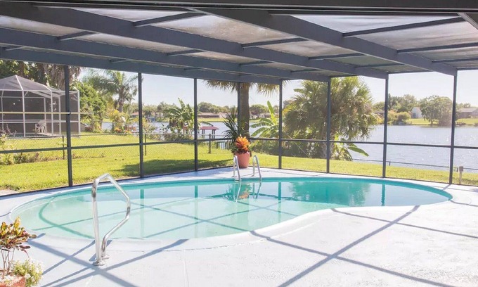 Regency Park House | Waterfront Home With Pool