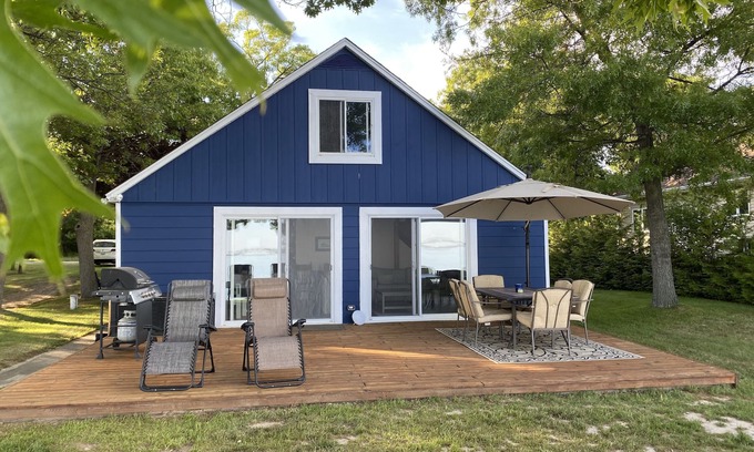 Pigeon Cottage | Waterfront Sand Point Cottage on Wild Fowl Bay Caseville MI