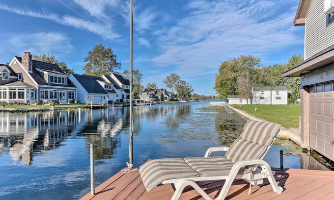 Enchanted Hills House | Waterfront Syracuse Home: Deck, Fire Pit & Kayaks
