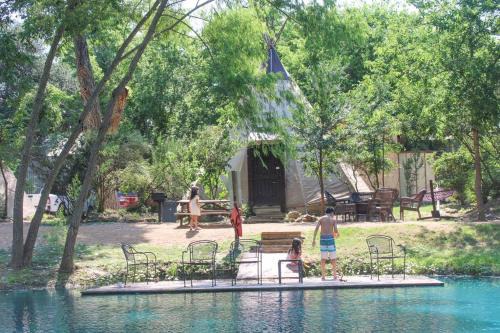 Seguin House | Waterfront Teepee 2 Red Fox