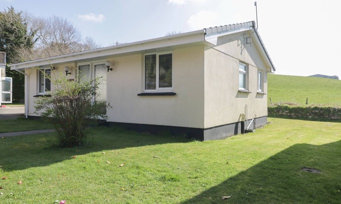 Liskeard Cottage | WATERGATE BAY, pet friendly, character holiday cottage in Liskeard
