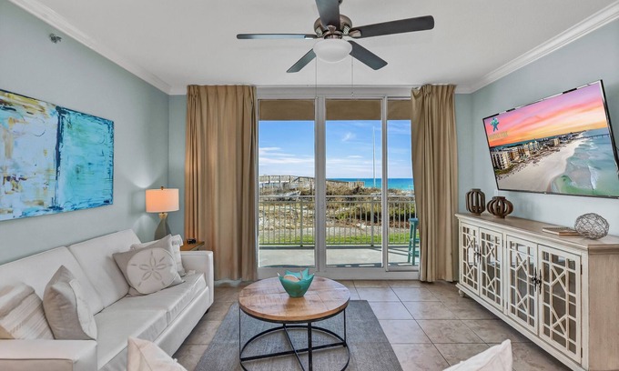Fort Walton Beach - Destin Condo | 🌟 Waterscape A101 Oceanfront! Ground Floor 3BR + Bunkroom! Beach View!