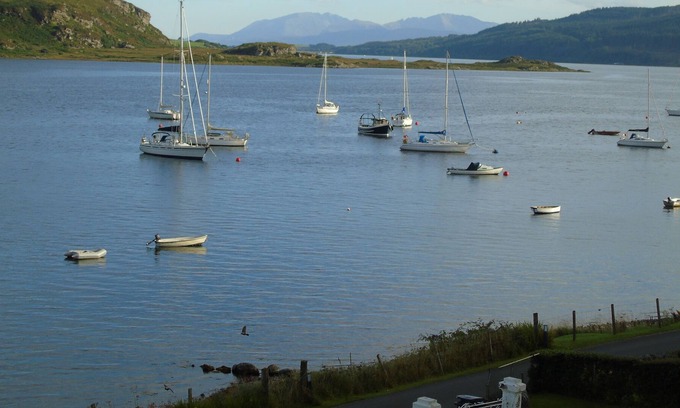 Tighnabruaich House | Waterside house with mooring Glorious views on Kyles of Bute sleeps 12