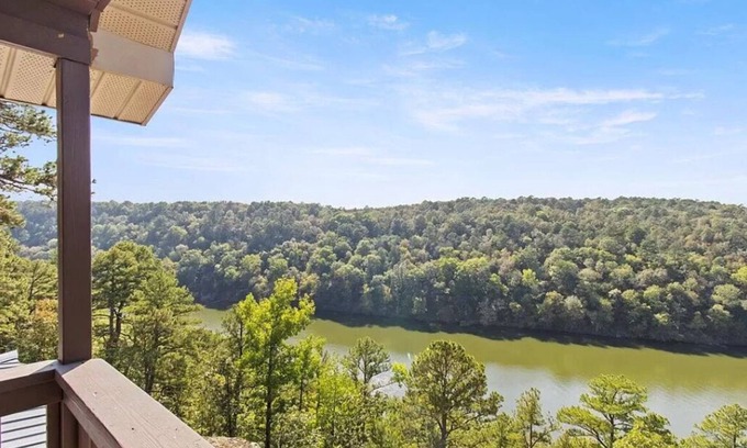 Centerville House | Waterview 3 bedroom/2.5 bath house on Piney Narrows. Pet-friendly