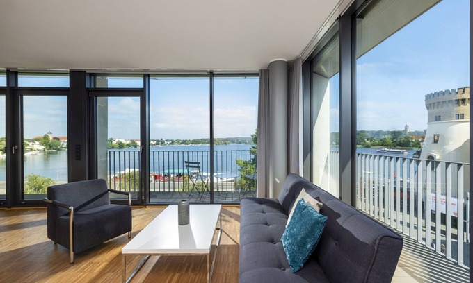 Berliner Vorstadt Apartment | Waveboard Hotel & Boardinghouse