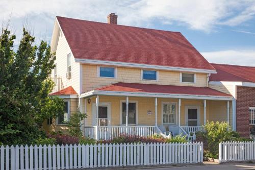 Block Island Hotel | Waverly Suite 1