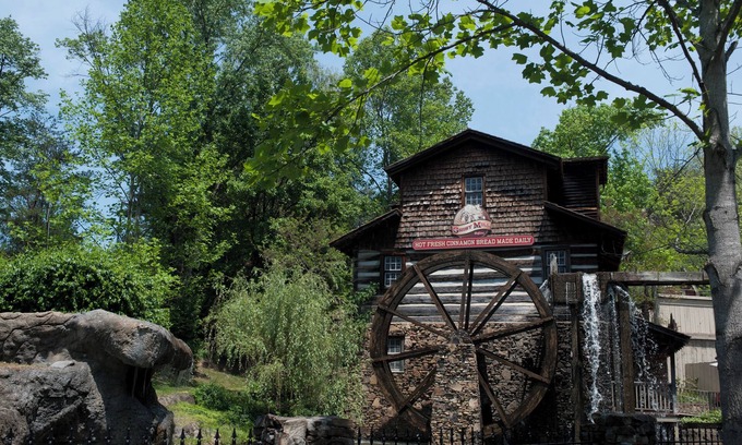 Wears Valley Ski Chalet | Wears Valley Getaway – Perfect for Relaxing!