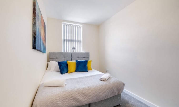 Wednesbury Apartment | Wednesbury, 1 Bedroom Apartment 205 with Parking