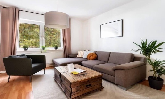 Sued Apartment | Weinberg Apartment | Gemütlich, zentral + parken