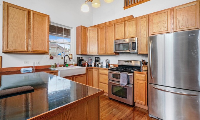 Waukegan House | Welcome Familys!
