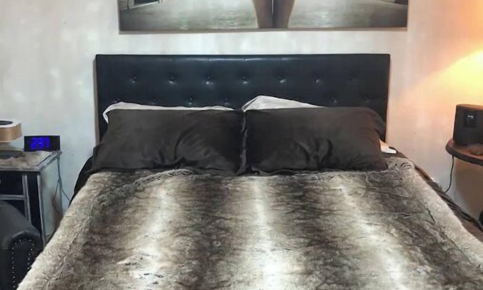 Bacliff Bed & Breakfast | Welcome to a boutique style room "Midnight Rush"