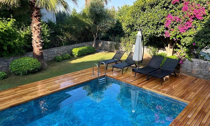 Gocek Villa | Welcome to our stunning villa in Gocek, Turkey with private garden and pool.