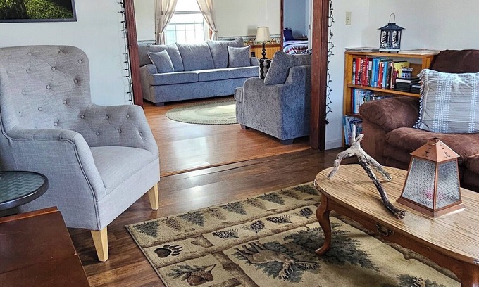 Lubec House | Welcome to the Bold Coast Bungalow in the lovely fishing village of Lubec Maine!