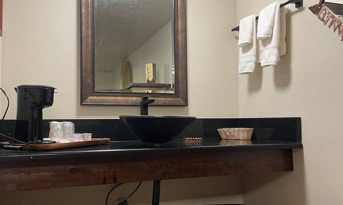 Kanab Apartment | Welcome to The New Kanab Lodge Suite 24