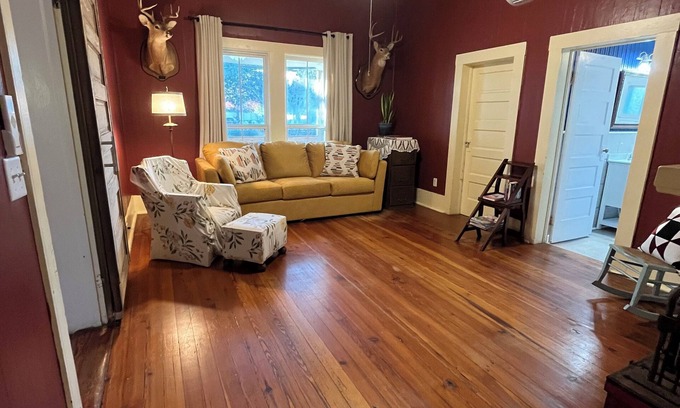 Metter House | Welcome to The Quilt Haven!