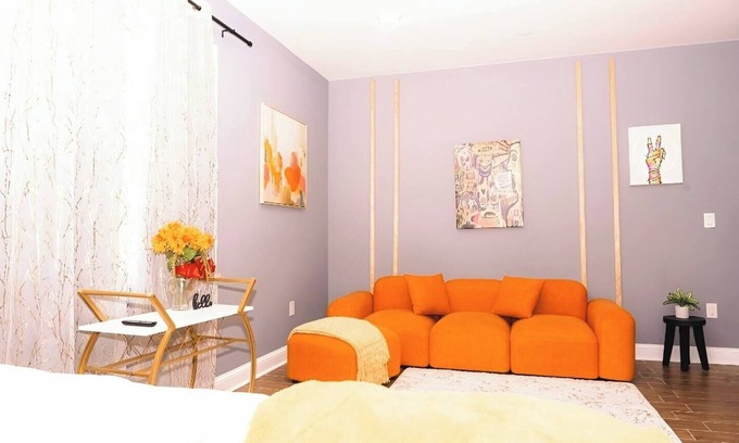 North Philadelphia East Apartment | Welcome to your ultimate Philly getaway! Nestled in the heart of Philadelphia,